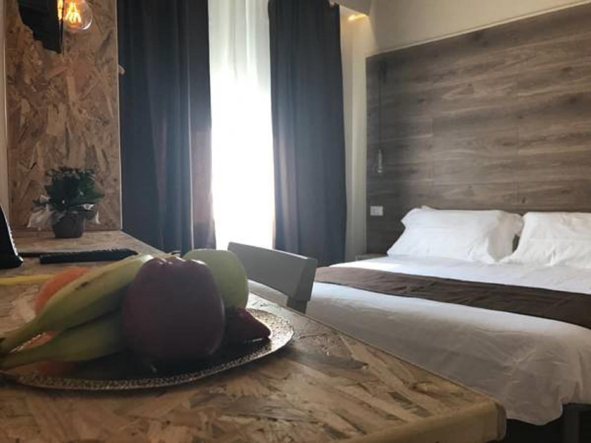 Hotel Raphael 博尔迪盖拉 外观 照片