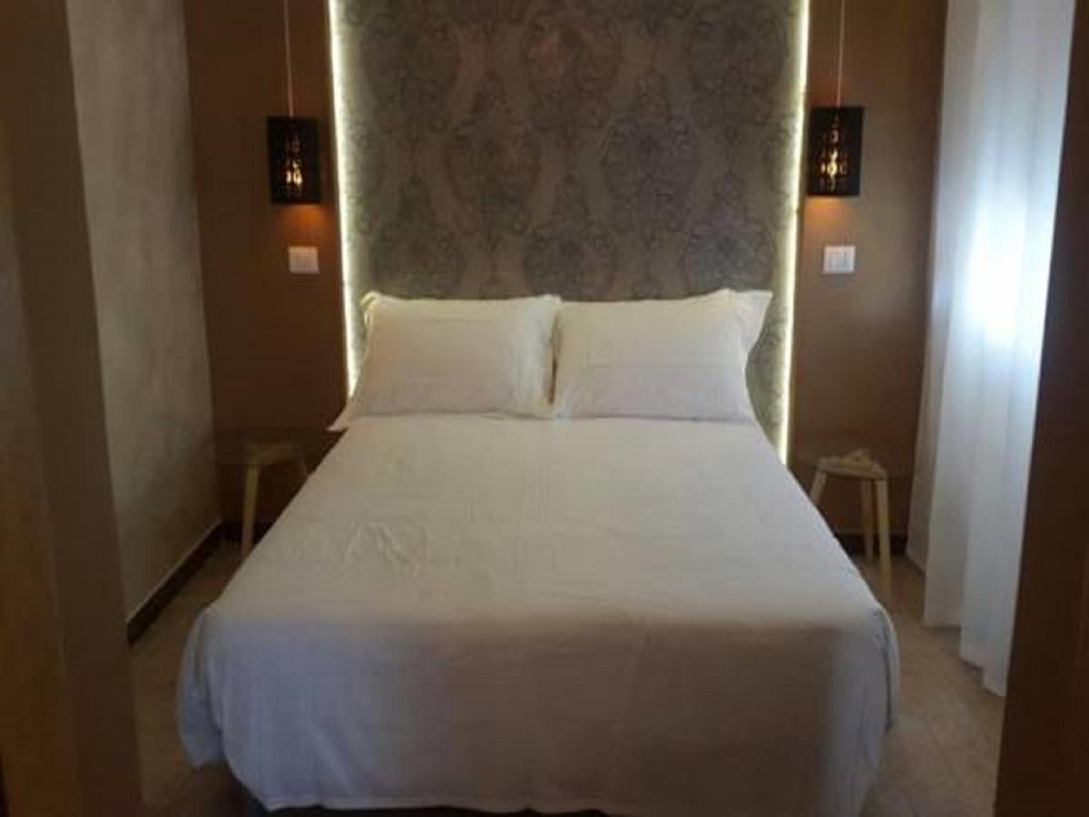 Hotel Raphael 博尔迪盖拉 外观 照片