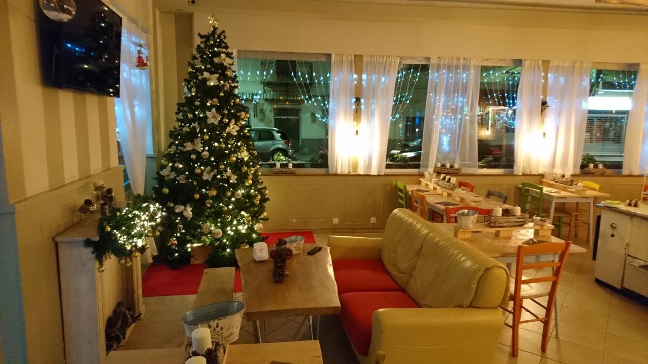 Hotel Raphael 博尔迪盖拉 外观 照片